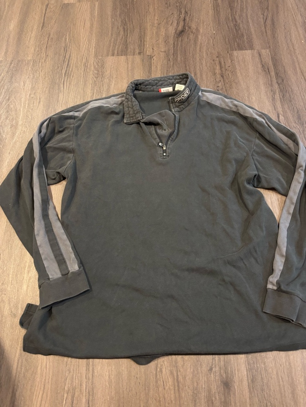 Spyder Men's Charcoal Gray Rugby-Style Pullover with Light Gray Stripes